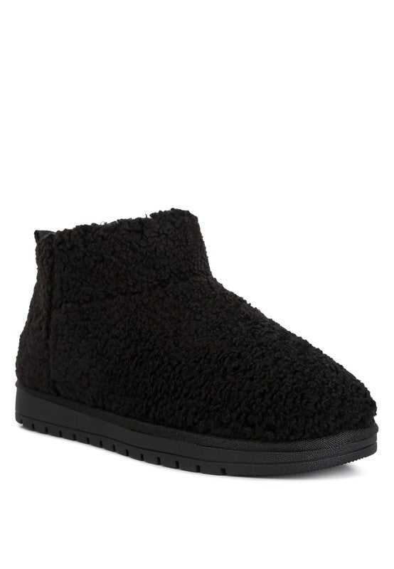 FLUFFY BOOTIES - StreetChic