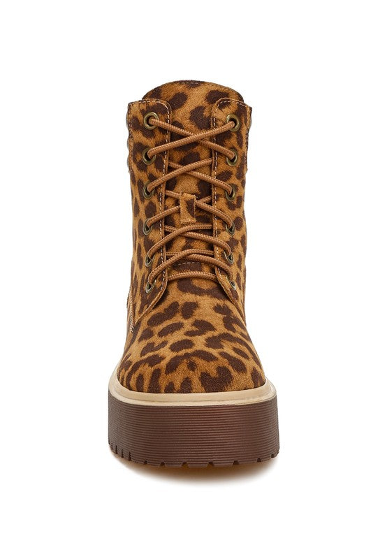 BIG MAMA leopard Boots - StreetChic
