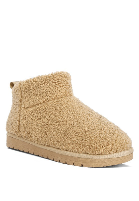 FLUFFY BOOTIES - StreetChic